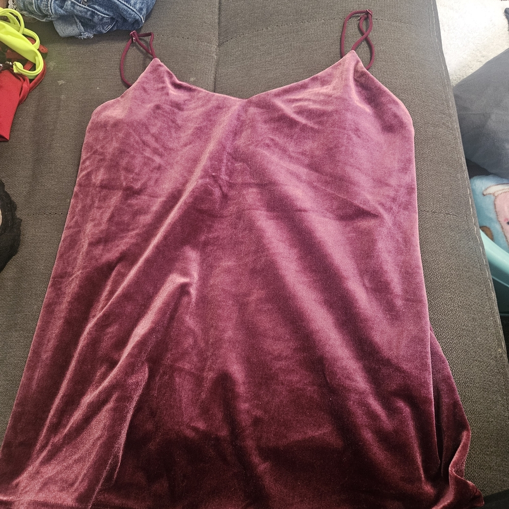 Velvet Spaghetti Strap Cami in Wine